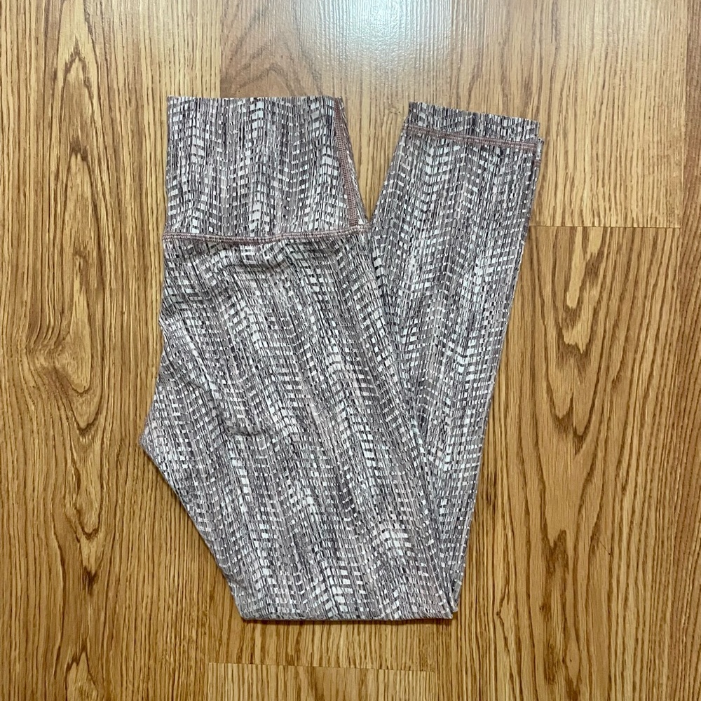 Lululemon Wunder Under